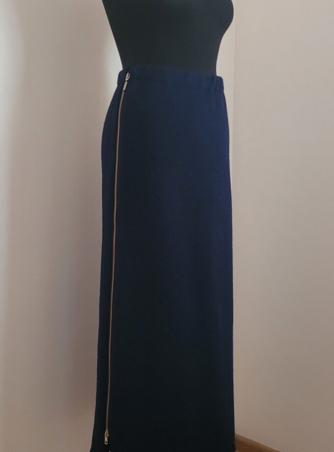 Kootud seelik siidvoodril, tellimisel